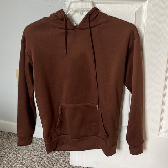 Brown graphic hoodie - Picture 2 of 2